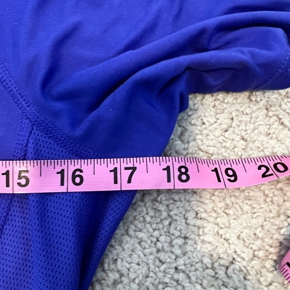 Nike Women’s Purple Dri Fit Tee Size Small - Picture 8 of 10